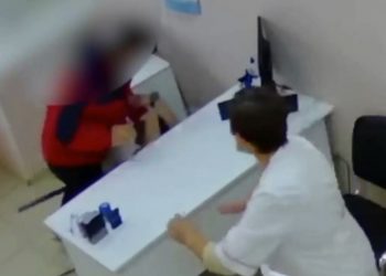 Άγριος ξυλοδαρμός δερματολόγου από σύζυγο ασθενούς (video)