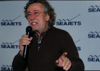 Alldaynews.gr Χαμός με post Μάκη Τριανταφυλλόπουλου για “ψεκασμένους”, μέτρα, κορωνοϊό- “Πέθανε φίλος μου και…”