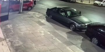 Συνελήφθη οδηγός ΙΧ που παρέσυρε και σκότωσε πεζό στον Πειραιά – Σοκαριστικό video