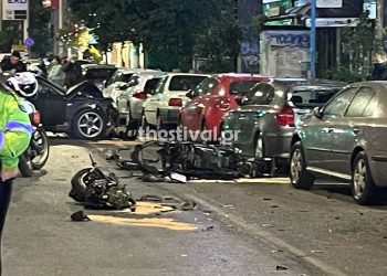 Θεσσαλονίκη: Ξεσπάει η μητέρα του διανομέα που έχασε τη ζωή του σε τροχαίο – “Δεν θα τον αφήσουμε έτσι”