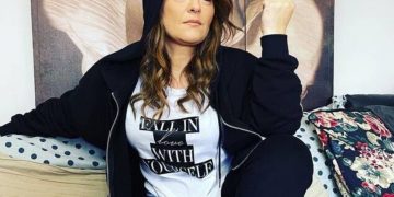 Κατερίνα Ζαρίφη: Η αλλαγή στην εμφάνισή και οι συναντήσεις με τον πρώην σύντροφό της!