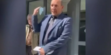 «Στόχος μου να διαλύσω τους νόμους του κράτους» – Νέο παραλήρημα από τον γιατρό-αρνητή Φαίδωνα Βόβολη (vid)