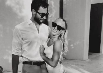 Κόνι Μεταξά Καπότσης