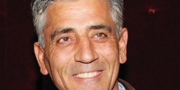 Πέτρος Ξεκούκης: “Προτίμησα το γυναικείο φύλο και άφησα την ιεροσύνη”