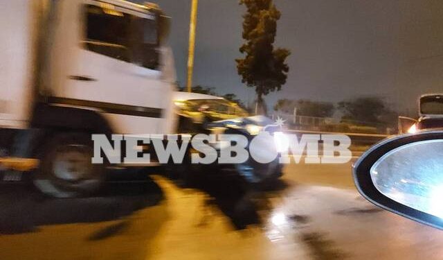 Alldaynews.gr Τρομακτικό τροχαίο στον Κηφισό – Έκλεισε το ρεύμα της ανόδου