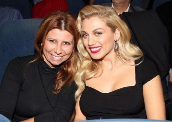 Κουτσελίνη: «Η Σπυροπούλου μετά την κηδεία του αδελφού μου με έδιωξε από την εκπομπή»