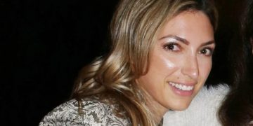 Κρίστη Παπαδοπούλου-Η μάχη με τον καρκίνο: «Έπεσαν τα μαλλιά μου, φορούσα μαντήλι και περούκα»