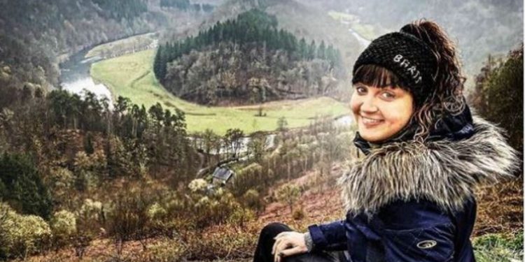 Alldaynews.gr Ασύλληπτη Τραγωδία με 33χρονη απο την Κρήτη-Σκοτώθηκε σε γκρεμό ενώ έβγαζε σέλφι!