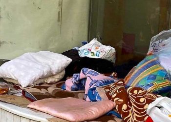 Πάτρα: Έκλεψαν… τον άστεγο της Γούναρη και Καραϊσκάκη!