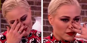 Αναστασοπούλου: Ξέσπασε σε κλάματα στην εκπομπή της Καραβάτου[video]