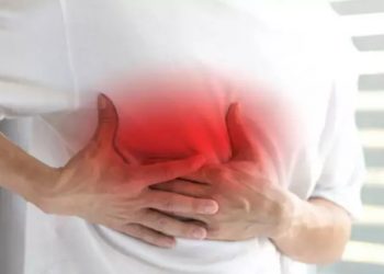 Έχετε πόνο στο στήθος και τα πλευρά; Η βασική αιτία-Νόσος που έχουν πολλοί