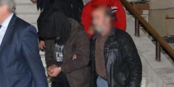 Alldaynews.gr Συγκλονίζει η μητέρα του Ιάκωβου Εμμανούηλ: “Κατασπαράξανε το παιδί μου”