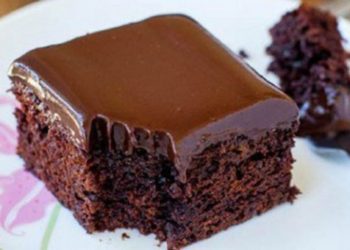 Φτιάξτε το πιο εύκολο και νηστίσιμο κέικ σοκολάτας!