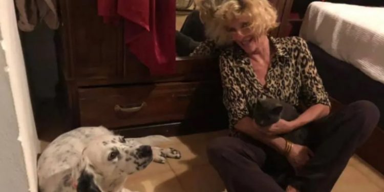 Alldaynews.gr Γείτονας Ολλανδής δημοσιογράφου: «Έχει δυο σκυλιά που τα βγάζουν βόλτα Πακιστανοί υπηρέτες της»