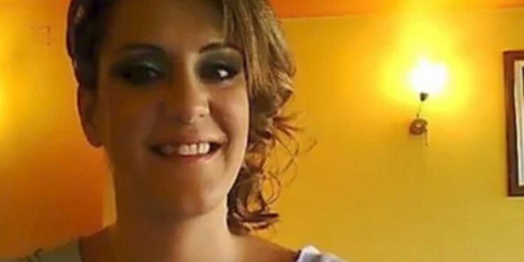 Alldaynews.gr «Εχασα τη ζωή μου, τα παιδιά μου, την οικογένειά μου»: Το τελευταίο μήνυμα 43χρονης που «ανέβαλε» τον εμβολιασμό και χάθηκε