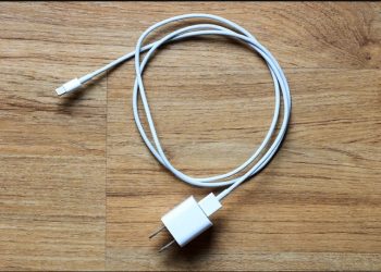 Νέα Τραγωδία: Γυναίκα Κρεμάστηκε με το καλώδιο του φορτιστή