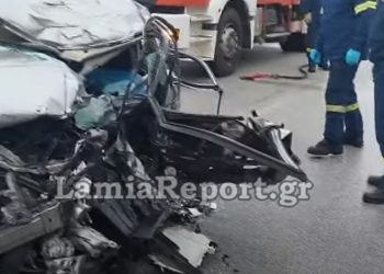 Πολύνεκρη Τραγωδία με νέους ανθρώπους: Ξεκληρίστηκε οικογένεια σε φοβερό τροχαίο[photos]