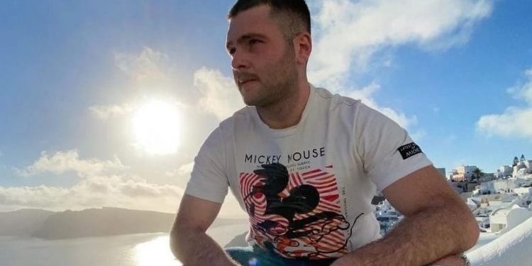 Alldaynews.gr Τραγικός Θάνατος για τον 25χρονο Δημήτρη-Μόλις λίγους μήνες πριν είχε πάρει το πτυχίο του