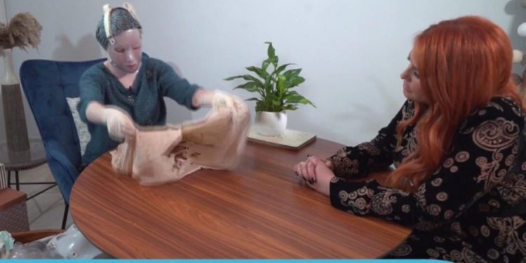 Ιωάννα Παλιοσπύρου: Τα ρούχα που φορούσε την ημέρα της επίθεσης – Η φωτογραφία χωρίς μάσκα