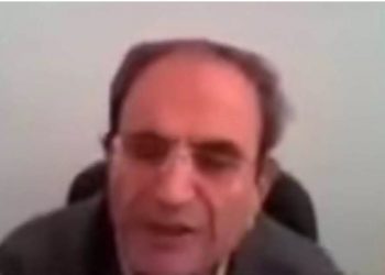 Τήνος: «Καρατομήθηκε» ο πρόεδρος του Λιμενικού Ταμείου που χαρακτήρισε «καταραμένα απ’ τον Θεό» τα ΑμΕΑ