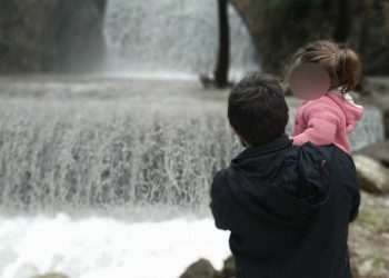 “Έχουμε δύο καταθέσεις που το παιδί περιγράφει πράγματα που προκαλούν φρίκη” λέει η μητέρα της 4χρονης (video)