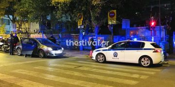 Alldaynews.gr ΠΡΙΝ ΛΙΓΟ: ΙΧ παρέσυρε ντελιβερά και τον εγκατέλειψε – Δείτε πώς τον έπιασαν (video)
