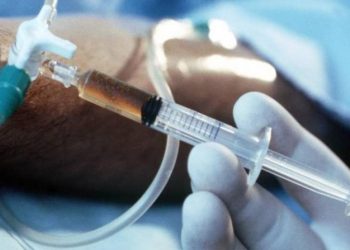 Οι τελευταίες στιγμές μιας 76χρονης που έκανε ευθανασία-Ήπιε σαμπάνια, άκουσε το αγαπημένο της τραγούδι και πέθανε[video]