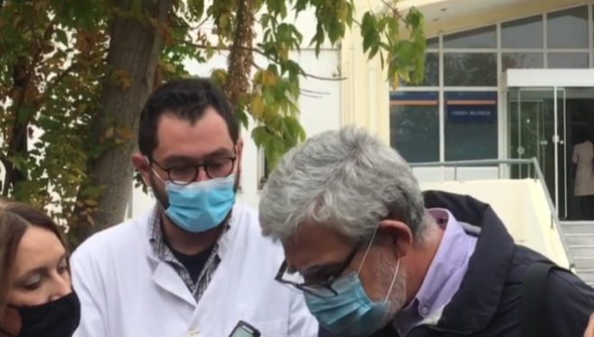 Κατέρρευσε μπροστά στην κάμερα ο διευθυντής της κλινικής Covid του Γενικού Νοσοκομείου Λάρισας (video)