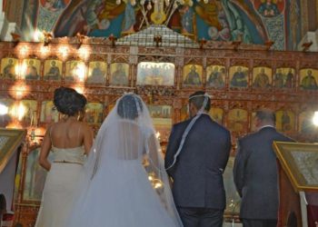 Στα δικαστήρια μητέρα 12χρονης για να ακυρώσει τον θρησκευτικό γάμο της