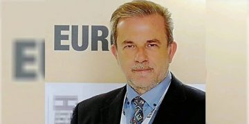 Alldaynews.gr Χαλάνδρι: Βγήκε από την Εντατική ο οφθαλμίατρος που πυροβολήθηκε μπροστά στην κόρη του από την εικαστικό (video)