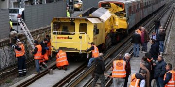 Τραγωδία στον ΗΣΑΠ: Το παλικάρι “Είδε” τον Θάνατό του- Πήδηξε από τον συρμό για να σωθεί