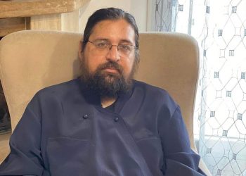 Π. Βησσαρίων: Διασωληνώθηκα και καθηλώθηκα στο κρεβάτι- Τι λέει ο παπάς που έχασε την 14χρονη κόρη του Γωγώ (video)