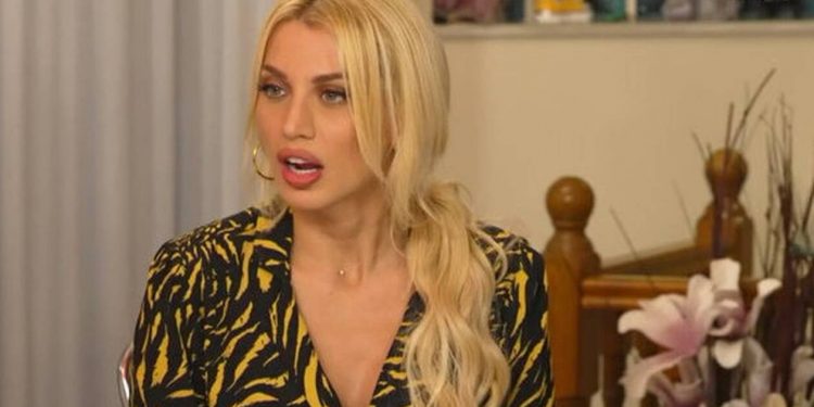 Κάτι Ξαναψήνεται: «Κλάμα»! Viral η ατάκα της Σπυροπούλου για την τρίχα που βρήκε παίκτης στο γλυκό