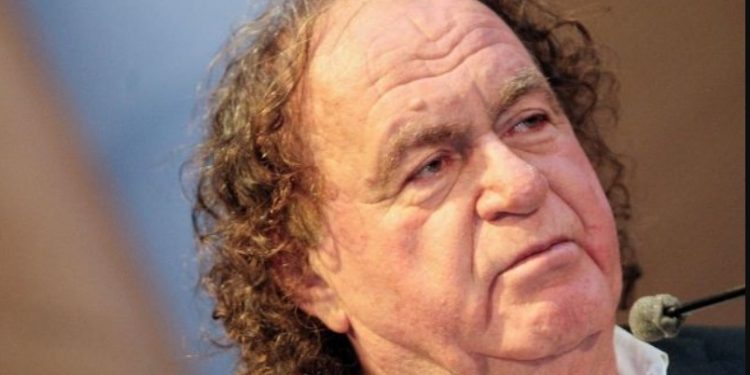 Alldaynews.gr Δύσκολες ώρες για τον Παναγιώτη Κελεσίδη: Διασωληνωμένος στο Τζάνειο με κορονοϊό