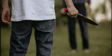 Alldaynews.gr Φρίκη: 15χρονος σκότωσε 12χρονο-Τον μαχαίρωσε 70 φορές-Τραγική φιγούρα ο πατέρας του