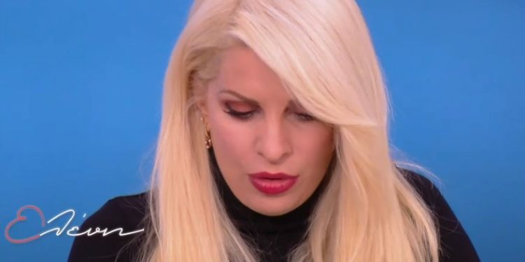 ΔΕν άντεξε-Δάκρυσε η Μενεγάκη On Air[video]