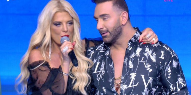 J2US: Ξαφνική αποχώρηση της Πατούλη! Ανακοίνωσε ότι φεύγει και έμειναν όλοι με το στόμα ανοιχτό!