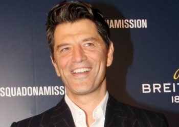 Ανατροπή απο τον Σάκη Ρουβά: Αλλάζει ρόλο και αναλαμβάνει παρουσιαστής