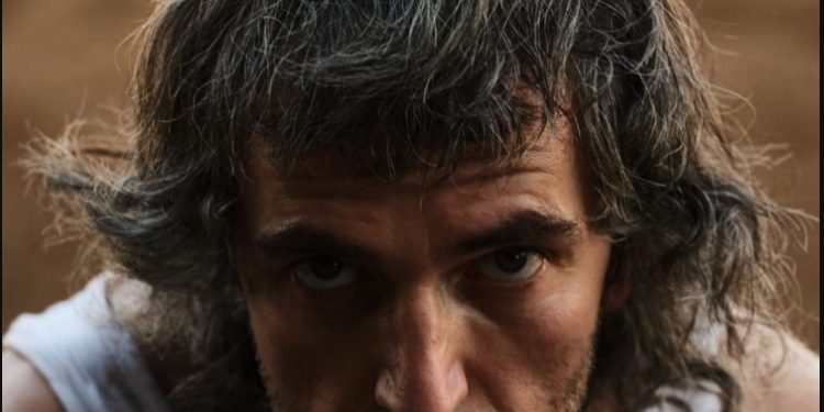 Alldaynews.gr Άρης Σερβετάλης: Η πρώτη ανάρτηση – «Αδυνατώ να μετέχω σε ένα “πιστοποιημένο” ντάνιασμα ανθρώπων»