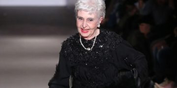 Alldaynews.gr Συγκινεί η «Θεοπούλα» – «Νιώθω εγκλωβισμένη, θέλω να πεθάνω στην ώρα μου»