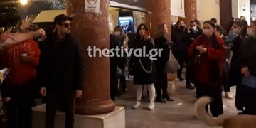 Θεσσαλονίκη: Τα πήραν στο κρανίο αντιεμβολιαστές με τους ελέγχους σε κινηματογράφο. Οι σκηνές έντασης