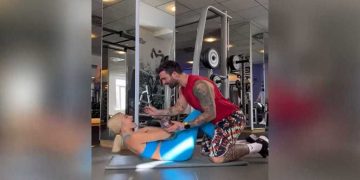 Η Ιωάννα Τούνη κάνει γυμναστική με τον Δημήτρη Αλεξάνδρου