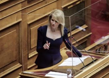 Θεοδώρα Τζάκρη