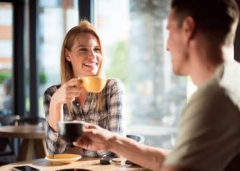 Τον απέρριψε για 2ο ραντεβού και αυτός απαίτησε τα χρήματα του καφέ που πλήρωσε: Η απάντησή της ήταν… όλα τα λεφτά