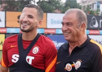 Επιστρέφει ο Ομάρ Ελαμπντελαουί: Βλέπει και από τα δύο μάτια πλέον! Οι επεμβάσεις και η συμβολή της αδελφής του