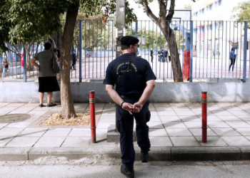 Καταγγελίες για βιασμούς μαθητριών: «Φοβάμαι ότι είναι η αρχή μιας μεγάλης ιστορίας» (video)