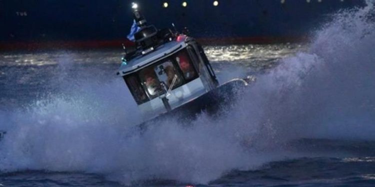 Alldaynews.gr Πάρος – Ναυάγιο: Δεκάδες άνθρωποι στη θάλασσα – Στους 6 οι νεκροί μέχρι στιγμής (video)