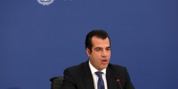 Alldaynews.gr Νέα μέτρα έως 3 Ιανουαρίου: Μάσκα παντού, ακυρώνονται εκδηλώσεις – Τι ισχύει από αύριο