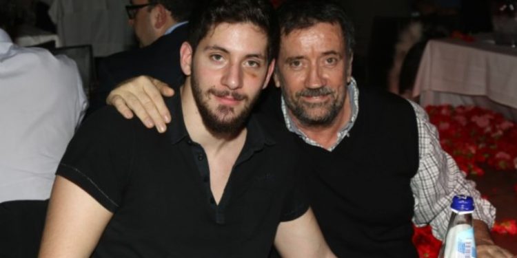 Alldaynews.gr Σπύρος Παπαδόπουλος: «Για τον γιο μου φοβάμαι»