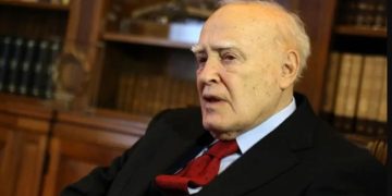 Κάρολος Παπούλιας